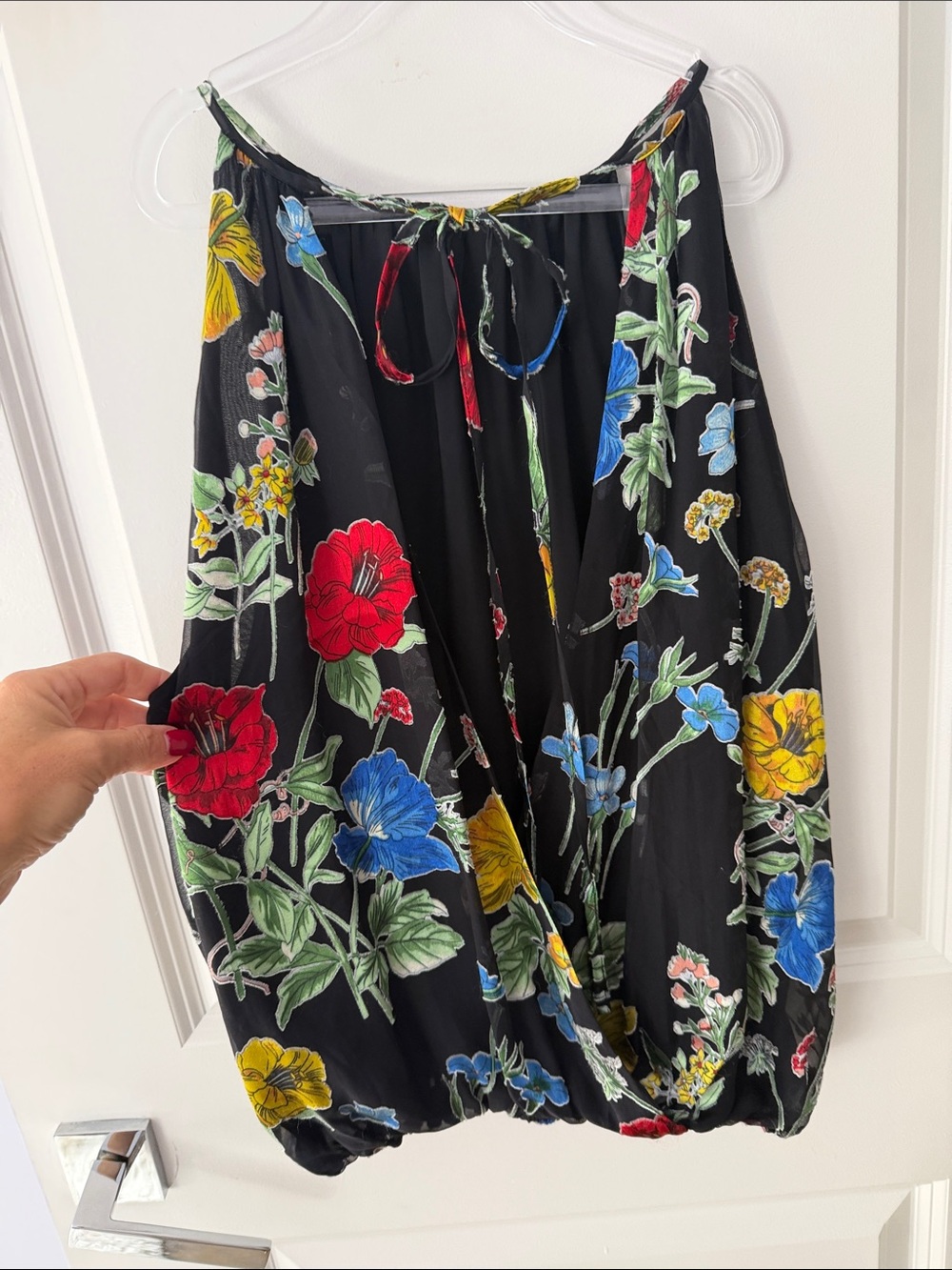 Alice & Olivia sleeveless floral top - Picture 2 of 3